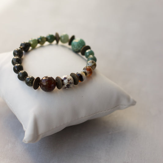Brown, green & ivory jewelry. Natural stone unisex stretch bracelet. Pulsera elástica de piedras naturales marrón, verde y marfil