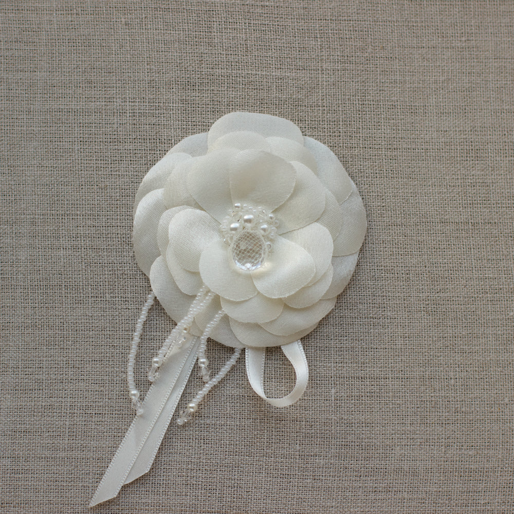 Camellia flower accessories. Wedding flower headpiece. Bridal hair flower. Camellia corsage pin. Flower Boutonniere. Satin flower brooch. Ivory satin flower choker