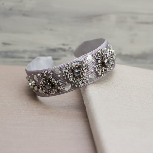 Luxurious 3D crystal headband. Crystal flower wedding headpiece. Gray fascinator. Bridal headwear.