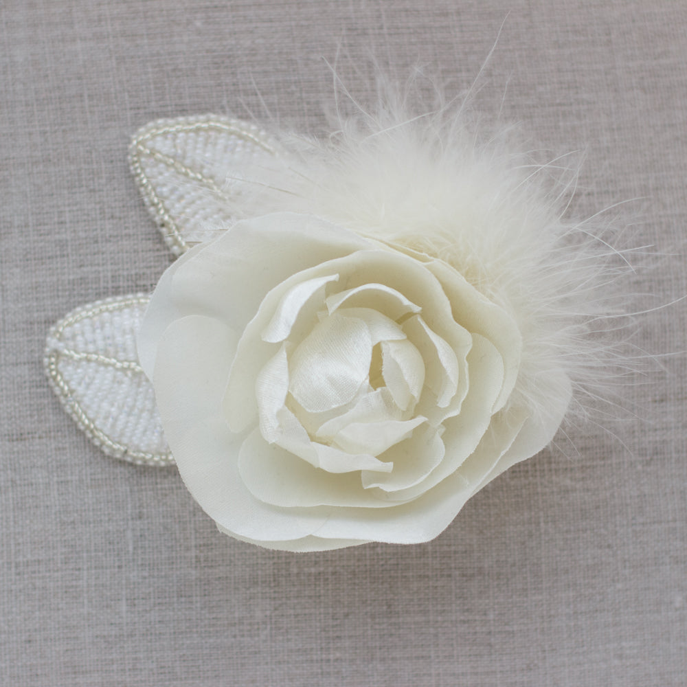 Satin ivory flower accessory. Bridal flower hairpiece. Flower wedding headpiece. Fascinator. Flower boutonniere. Bridal hair accessories. Flower corsage brooch.
