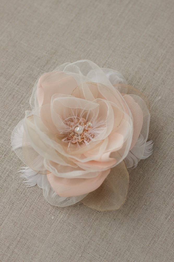 Big fabric flower accessories. Wedding headpiece. Bridal flower hairpiece. Blush pink accessories. Flower boutonniere. Bridal rose pink corsage pin. Rose flower choker.