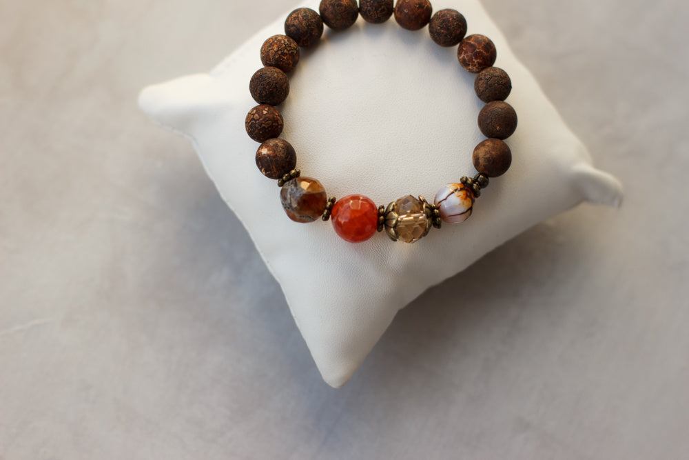 Pulsera elástica de piedra natural marrón y naranja. Natural stone stretch bracelet. Brown & orange unisex bracelet. 