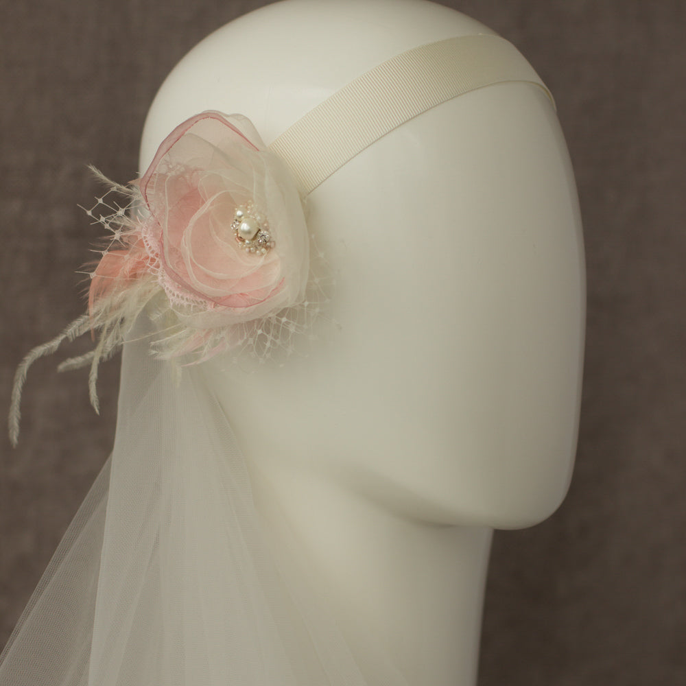 Bridal hairpiece. Wedding hair piece. Blush-Dusty Rose-Pale pink-Pastel pink Wedding accessories. Flower hair piece. Handmade hair flower clip. Bridal hair accessories. Wedding headpiece. Fascinator. Online shop