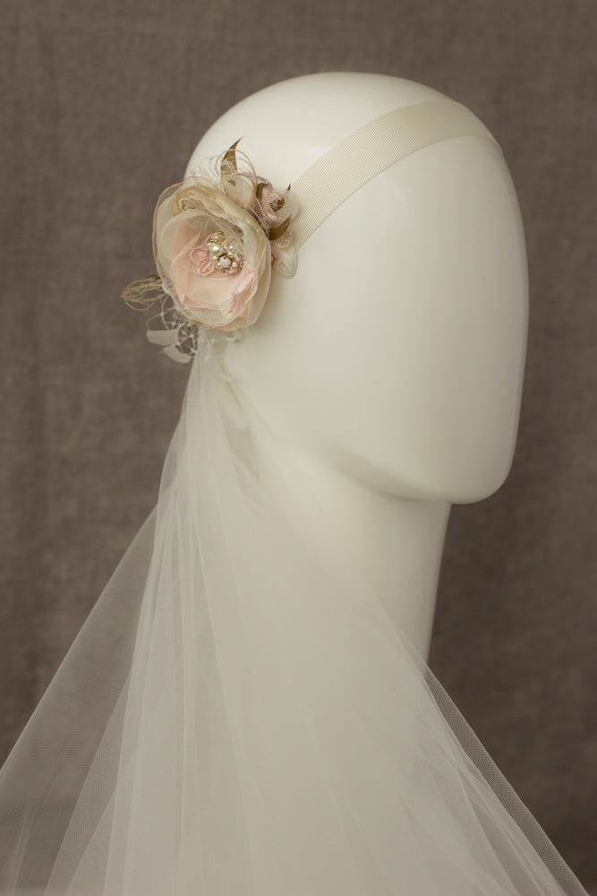 Blush pink wedding headpiece, Flower fascinator, Bridal flower hair clip, Bridal headpiece
