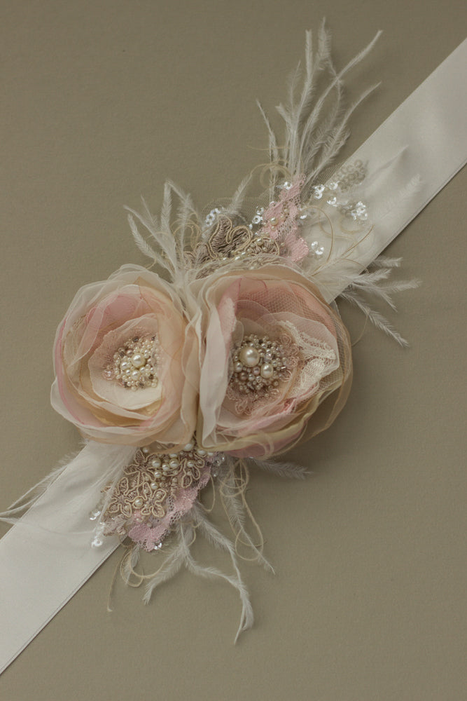 Blush pink bridal belt sash with feathers. Romantic dusty blush wedding belt sash
