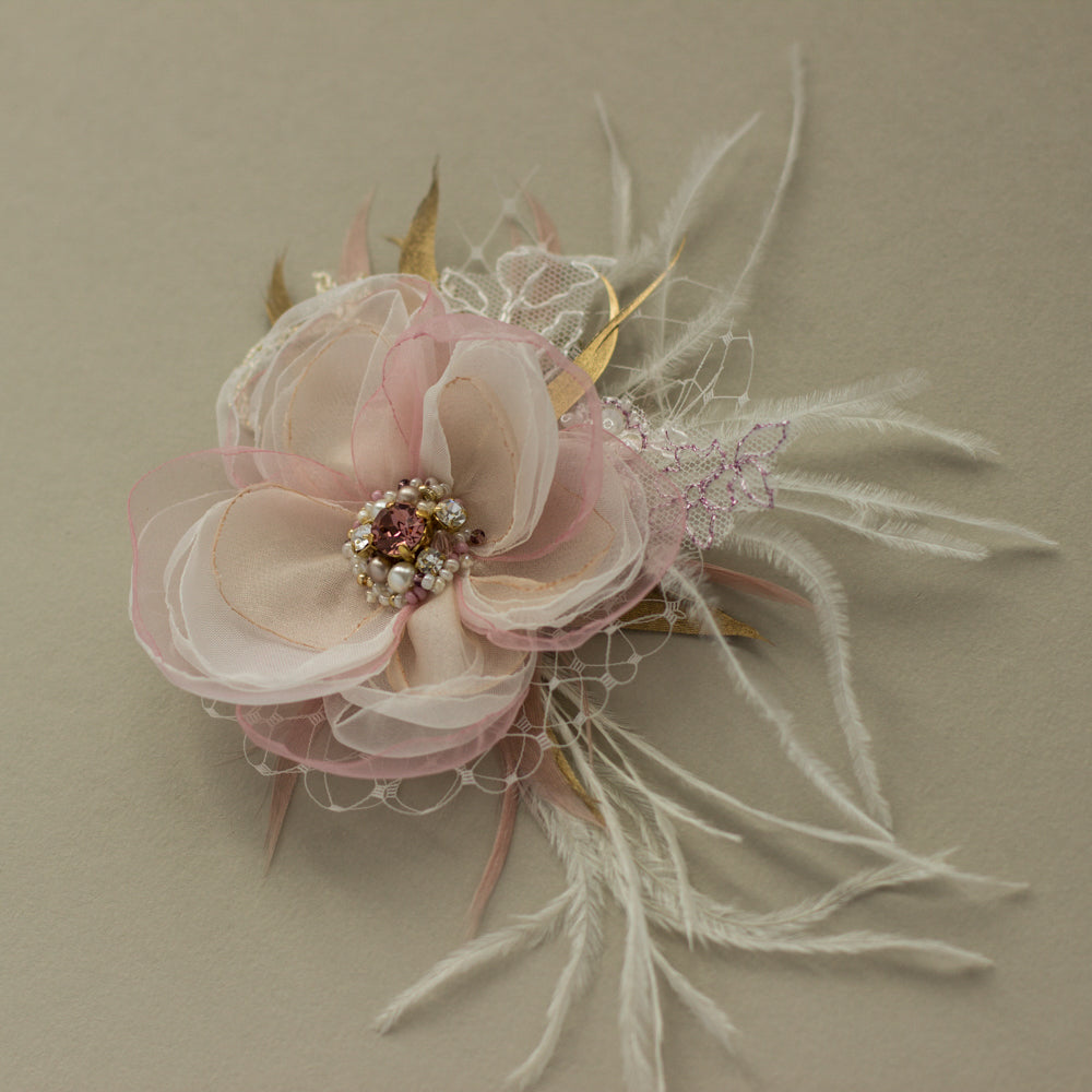 Blush Rose Bridal flower hairpiece, Wedding headpiece. Romantic rustic wedding fascinator