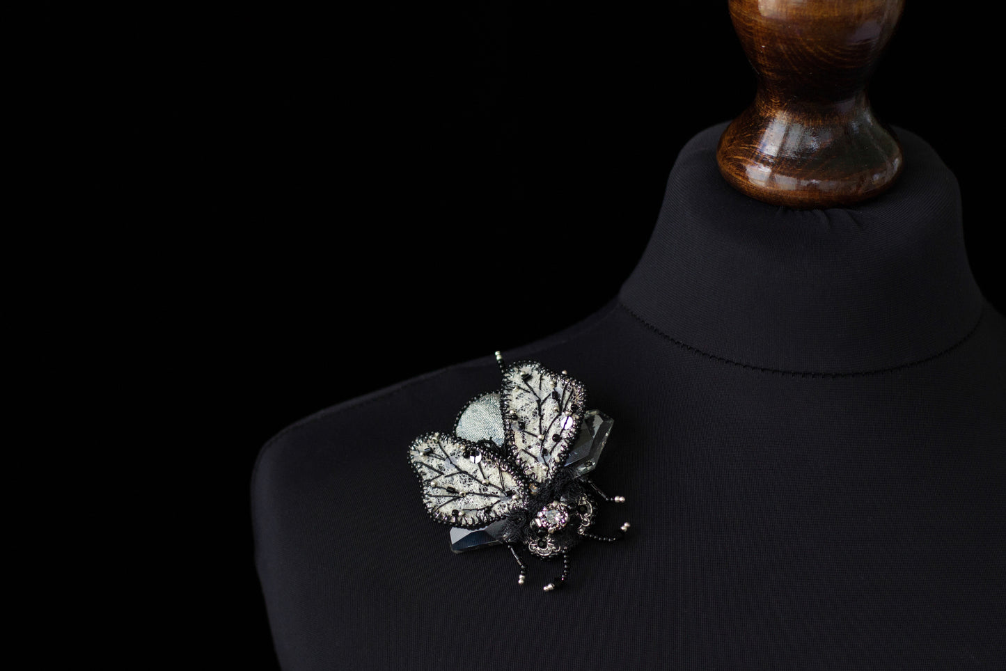 OOAK brooch. Handmade jewelry. Gray black Brooch.  Pin for woman. Gift Idea. Online store. Bijoux. 