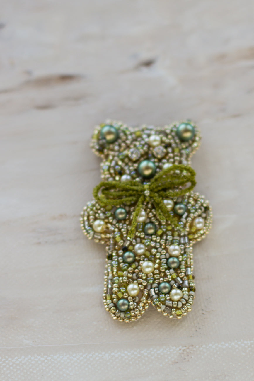 Find the perfect accessories at  LeFlowers Boutique. Green Teddy bear brooch. Pearl brooch. Cute brooch. Embroidered brooch. Children accessories. Handmade jewelry. OOAK brooch