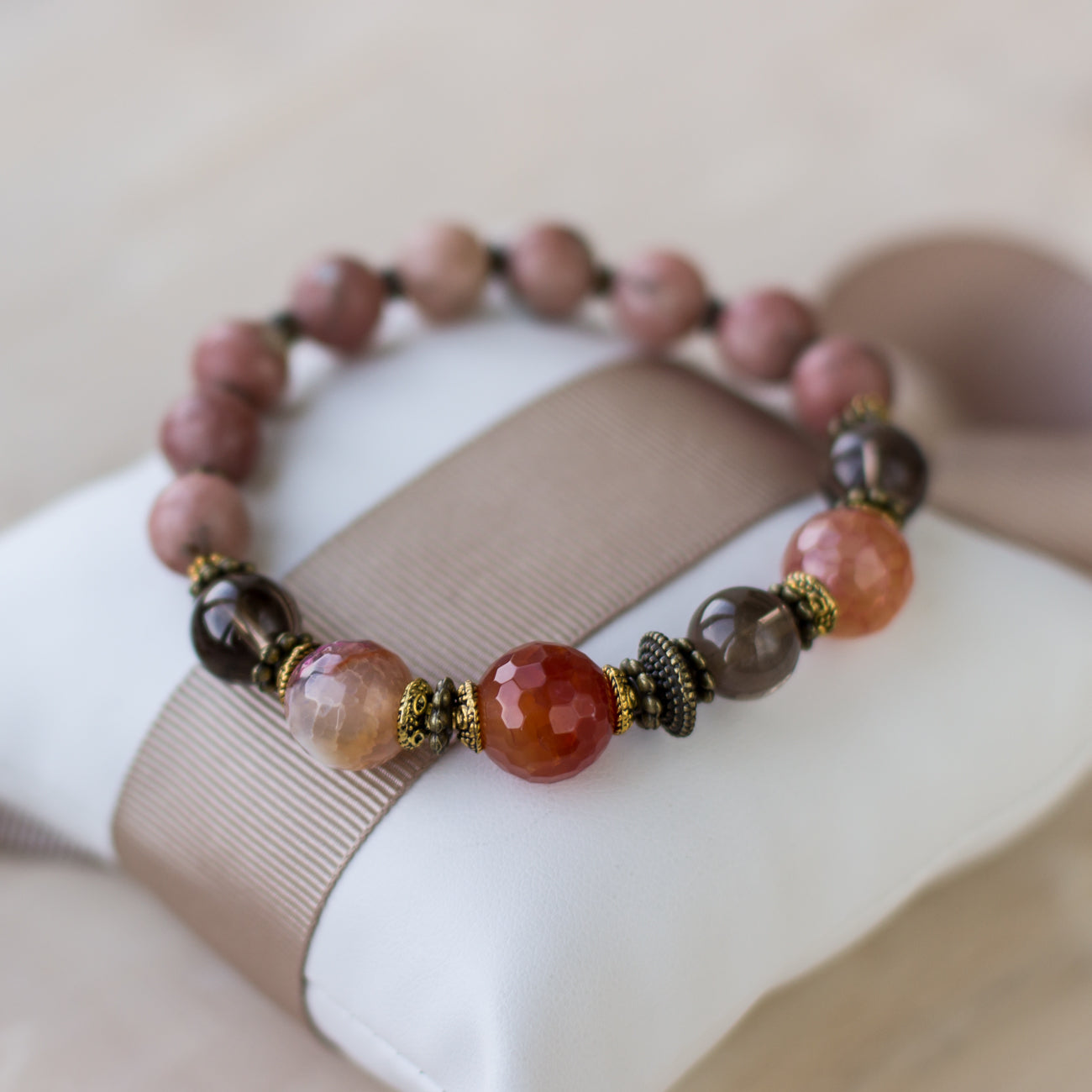 Shop online natural stone bracelet. Natural colors: Light brown-Blush rose-Orange-Smoky quartz-Agate bracelet. Handmade bracelet. Charm. Natural gemstone jewelry. Stretch bracelet.